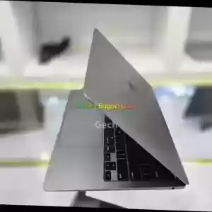   Brand New  Model:- Macbook Air M1    Processor:- M1 chip processor Battery :- only 1 cy Price in Ethiopia